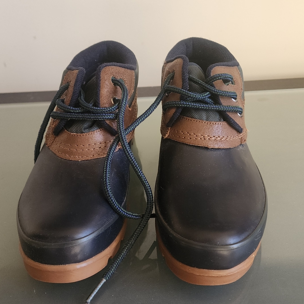 Bass Blue and Tan Ankle Boots with Two-Tone Design